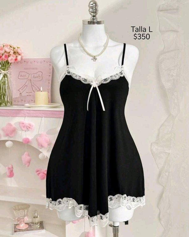 Baby doll negro con encaje blanco talla L