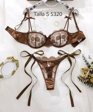 Conjunto cafe con moños talla S