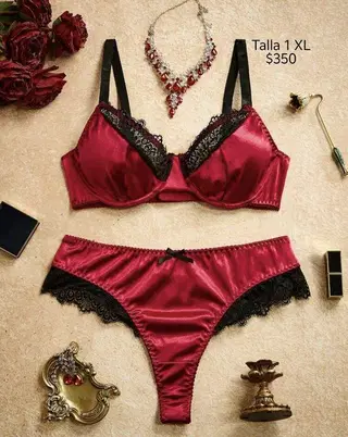 Conjunto rojo con encaje negro Talla 1XL
