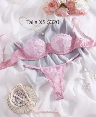 Conjunto rosa de encaje talla Xs