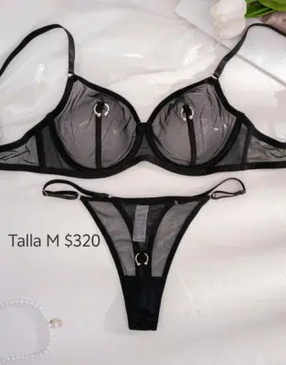 Conjunto negro transparente con aretes talla M