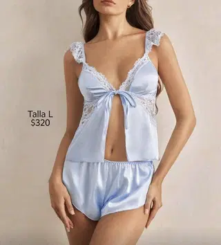 Pijama de shorts color azul talla L