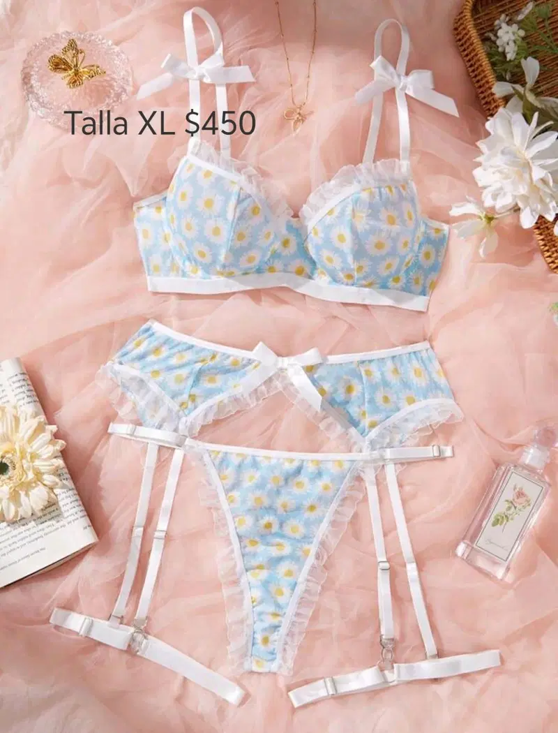 LIguero color celeste con flores blancas talla XL